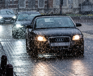 260323_VeiligVerkeer_auto_winter_DD52-2100x1397-73e69ad5-8fc0-4f52-9372-bac282d76bb1